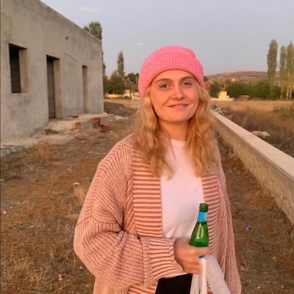 Meet your Posher, Jamie - Picture 2 of 2